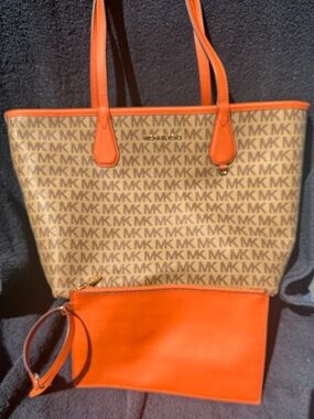 Michael Kors Orange Trim Signature MK Tote with Wristlet